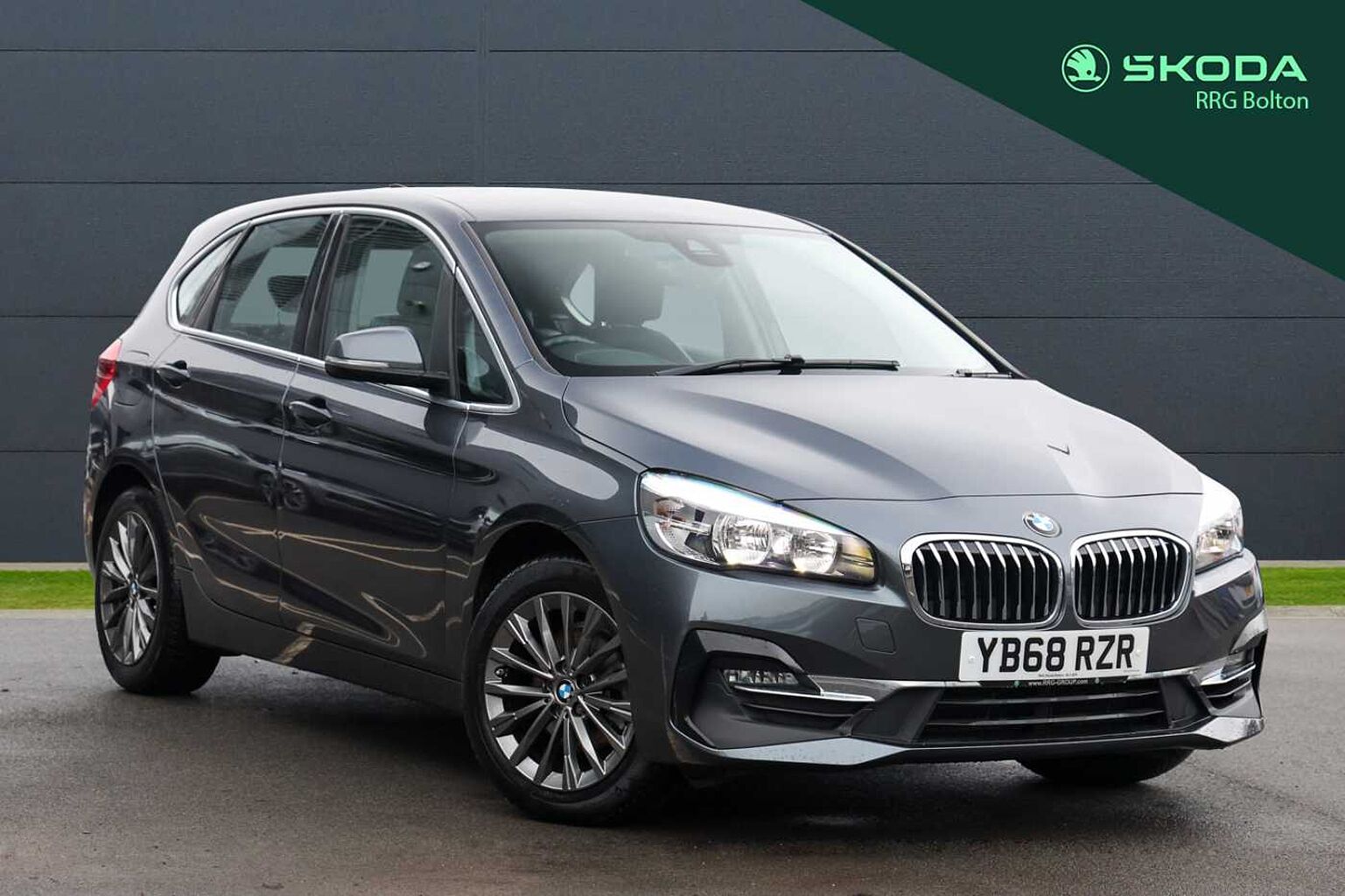 BMW 2 Series 218i Luxury Active Tourer 5-Door