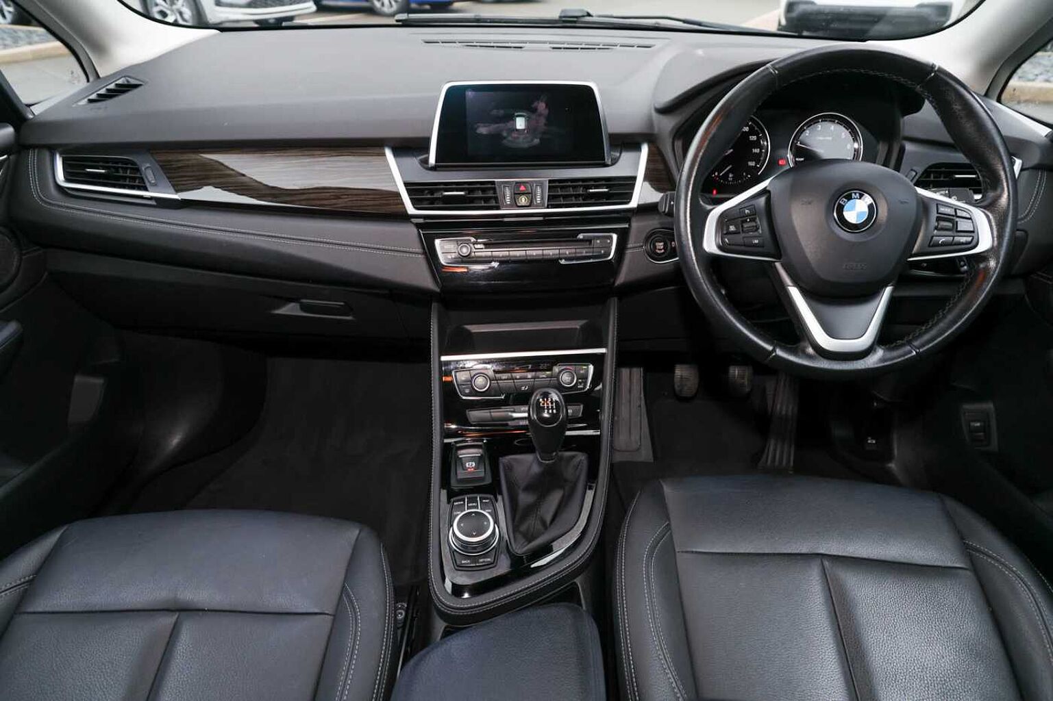 BMW 2 Series 218i Luxury Active Tourer 5-Door