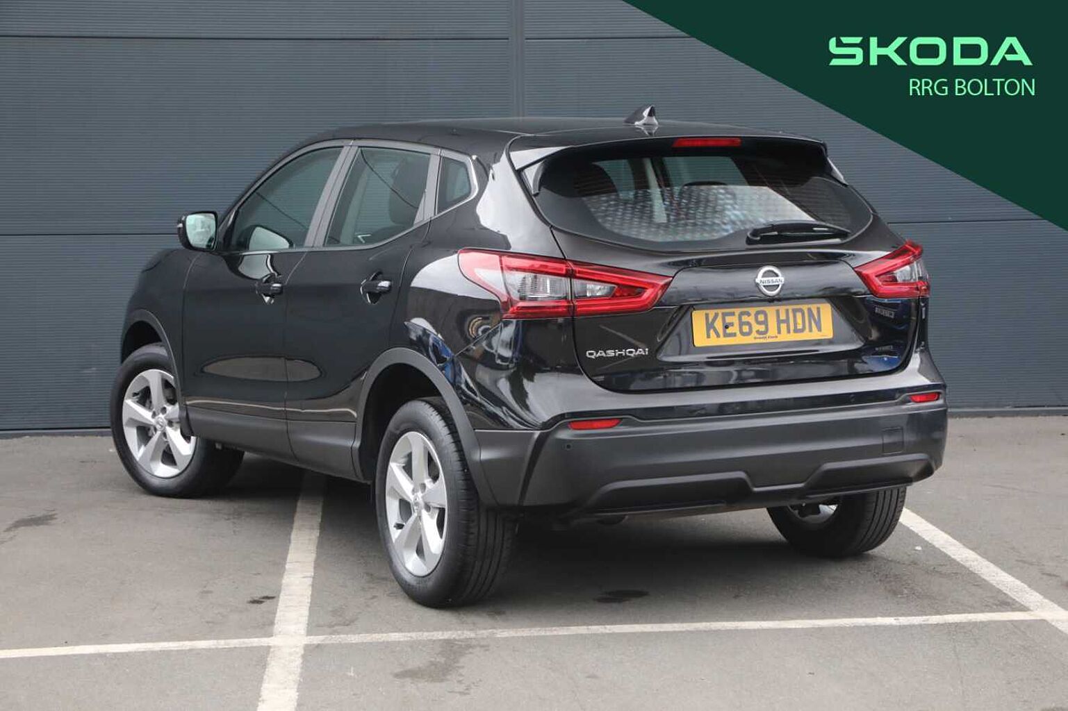 Nissan Qashqai 1.3 DIG-T (160ps) Acenta Premium