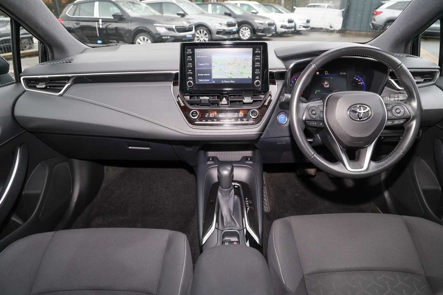 Toyota Corolla 1.8 VVT-i (122bhp) Design Hybrid CVT